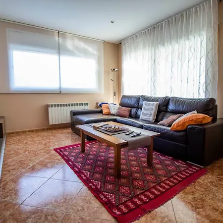 Ros Villa *